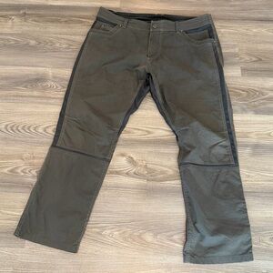 Kuhl Radikl Gray Hiking Outdoor Stretch Pant Mens size 38 x 30